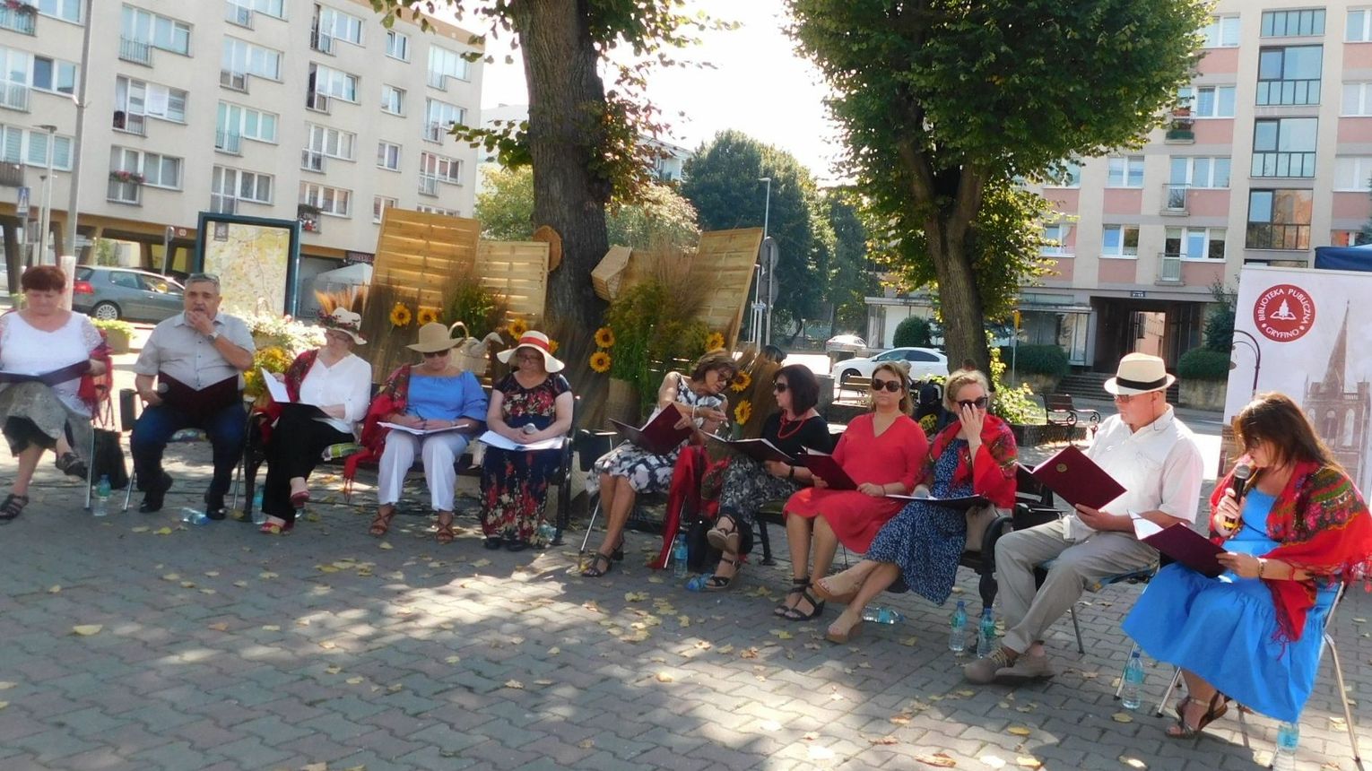 Na gryfińskim placu Księcia Barnima czytano Nad Niemnem