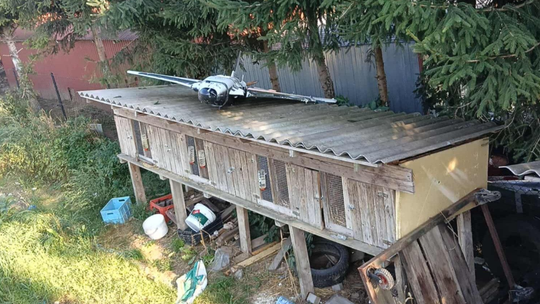 Kilkanaście odnalezionych wabików. Dron "wylądował" na klatce dla królików [MAPA]