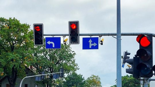 55 mln zł z Red Light. Na skrzyżowaniu widzą ciebie ich kamery. I lecą mandaty