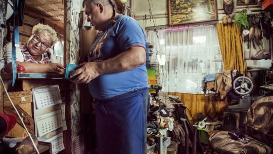 Adam Cieślak - szewc z ulicy Szczecińskiej oraz 100-letnie oficerki