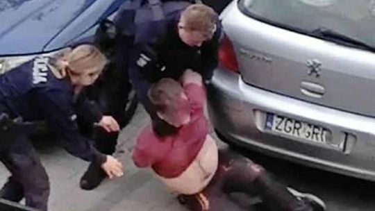 Agresywny wandal został zatrzymany. Policja apeluje do poszkodowanych