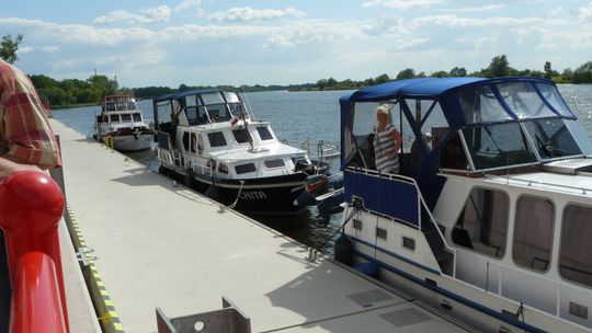 Ahoj, bosmanie w Tawernie