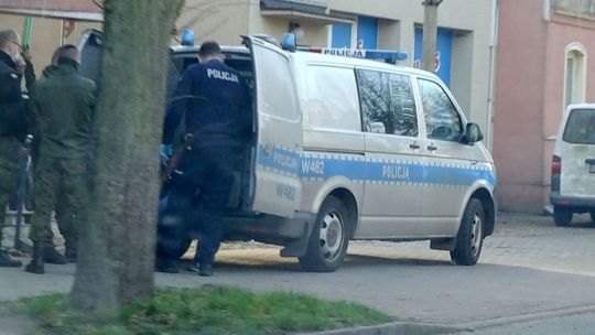 Akcja mundurowych (policjantów i żołnierzy) w centrum