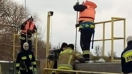 Alarm na przystani żeglarskiej w Gryfinie