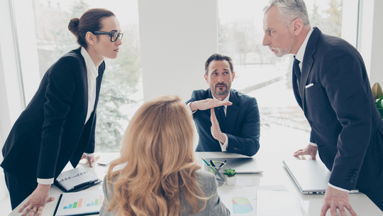 Pił, a teraz żąda alimentów od dzieci. Jak to możliwe, że tyle płacą? Pił, a teraz żąda alimentów od dzieci. Jak to możliwe, że tyle płacą?
