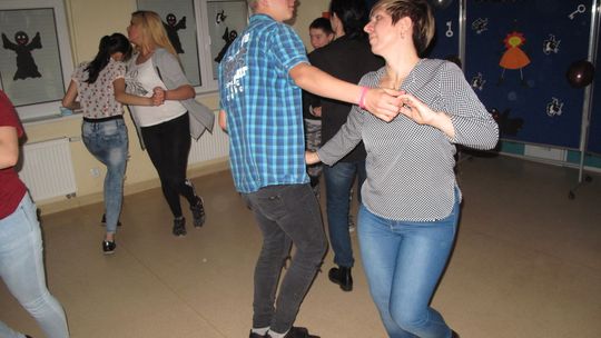 Andrzejki z wróżbami i laniem wosku