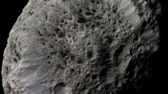 Asteroida zbliża się do Ziemi. Czy jesteśmy bezpieczni?