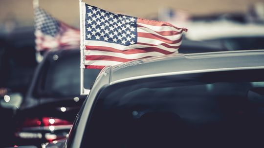 Auta z USA: amerykańskie marzenia na kołach