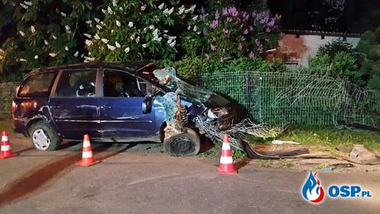 Autem staranowali ogrodzenie i… uciekli