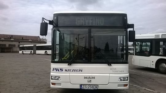 Autobus z klimatyzacją na trasie Szczecin-Dolna Odra