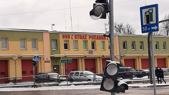 Awaria świateł powoduje dodatkowy chaos 