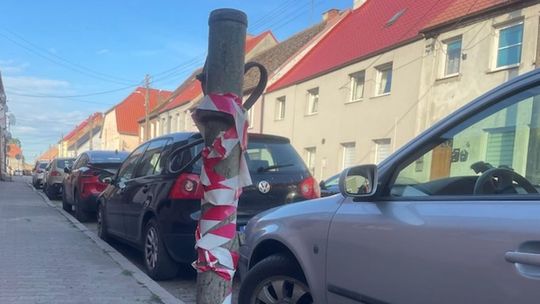 Bakterie coli w wodociągu. Jak bezpiecznie przetrwać skażenie wody w gminie