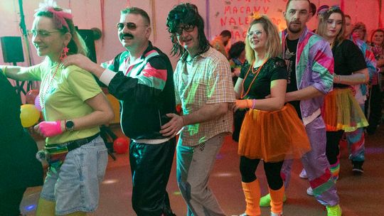 Bawili się doskonale w stylu PRL [FOTORELACJA]