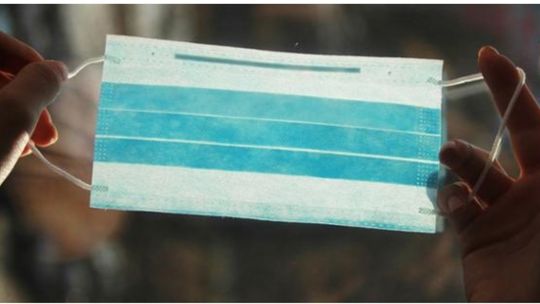 Bez maseczek na otwartym powietrzu, ale z dystansem