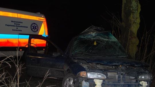 Bez prawa jazdy spowodował wypadek. Trzy osoby poszkodowane