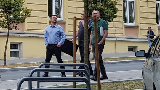 Bloki wśród jednorodzinnych domów – specjalność gryfińska. Zaniechanie prowadzi do konfliktów