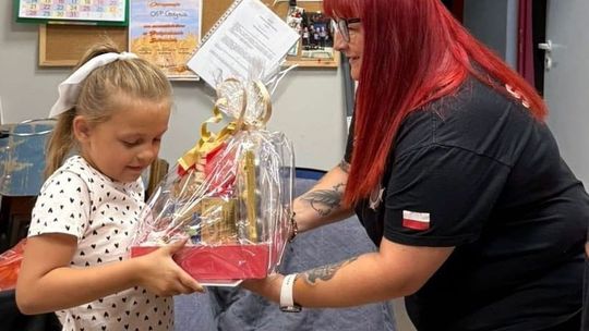 Bohaterki: mała Marcelina i jej siostra Aleksandra. Wykazały się odwagą w obliczu niebezpieczeństwa