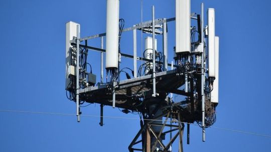 Budowy stacji bazowej w Chwarstnicy - stanowisko inwestora