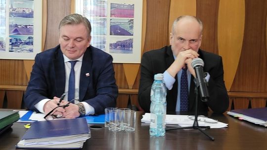 Budżet wyborczy, bo przekombinowany