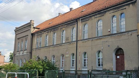 Burmistrz nie dotrzymał słowa w sprawie remontu szkoły. Manipulacja na stronie gminy?