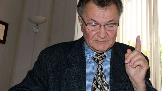 Burmistrz odpowiada na zarzuty dotyczące obiadu i kolacji