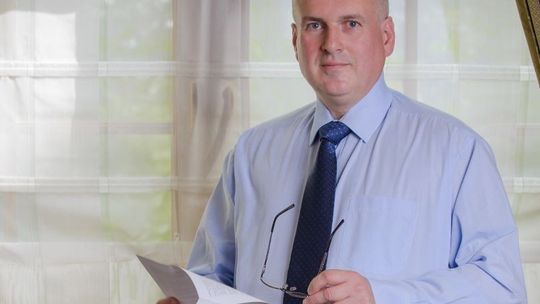 Burmistrz powraca do comiesięcznych konferencji prasowych