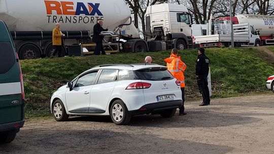Burmistrz z pizzą wspiera pograniczników w pracy i w walce z koronawirusem [FOTO, WIDEO]
