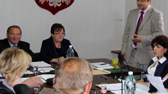 Burmistrz z przewodniczącym ukradli… życzenia