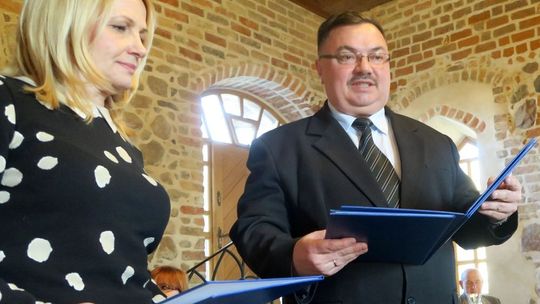 Burmistrz z przewodniczącym zapraszają, ale nie wiadomo dokładnie na co. Tajemnicze Dni Cedyni