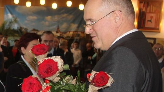 Burmistrz zdecydował, że będą podwyżki Burmistrz zdecydował, że będą podwyżki