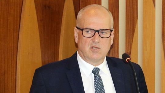 Burmistrz zgodzi się na odkupienie kortów za 1,2 mln zł? Czy CSiR zbankrutuje, gdy przejmie obiekty?