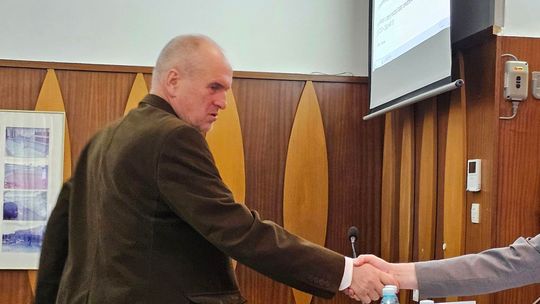 Burmistrzowie i wójtowie będą mogli rządzić dłużej?! Kluczowa reforma kadencyjności w Sejmie