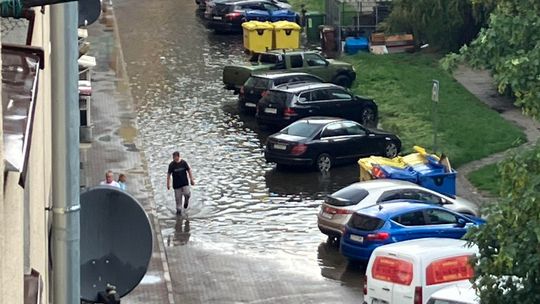 Burza i ulewa w Gryfinie. Było krótko, ale są duże straty