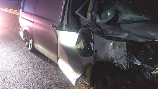 Był wielki huk i cud. Z impetem uderzył w ciężarówkę