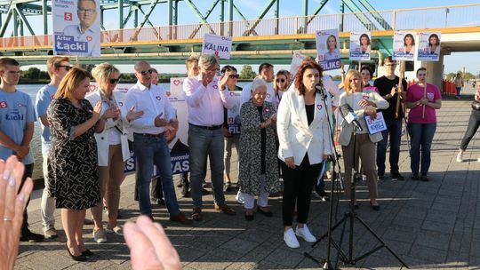 Były hasła i ostra krytyka. Spotkania z kandydatami KO