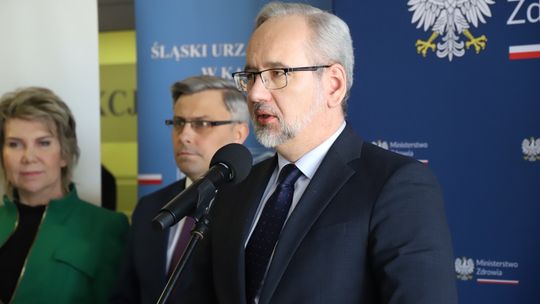 Krzyczeli hasło narodowców i bili. Minister zdrowia z czasów pandemii skopany na ulicy