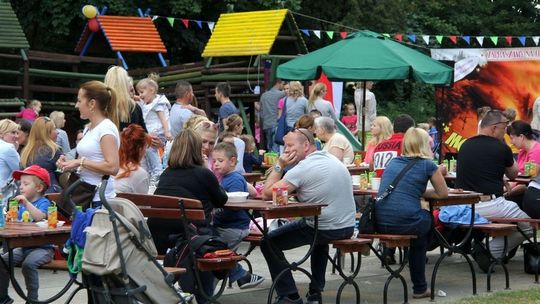 Cała społeczność przedszkolna świętuje