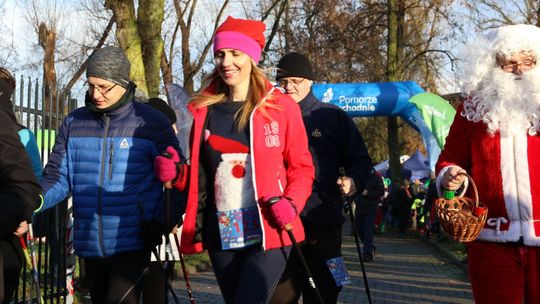 Charytatywny Bieg Mikołajkowy dla Łobuziaków [ZDJĘCIA]