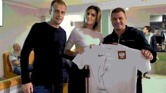 Charytatywny turniej piłki nożnej dla Kasi Jarosz. Licytacja koszulki Kamila Grosickiego