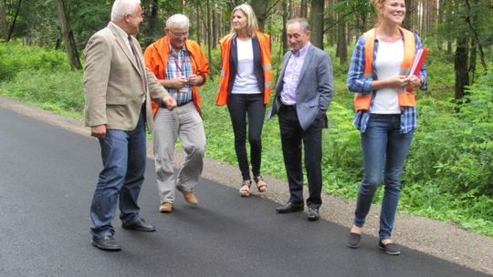 Chwalą się kolejną wyremontowaną drogą