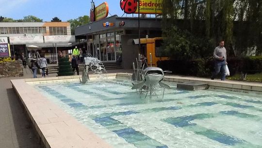 Cichy szmer fontanny