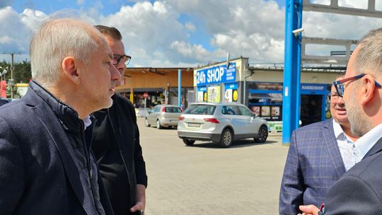 Szokujące szczegóły o ustawce, w której miał wziąć udział jeden z kandydatów. Poseł zaskoczył