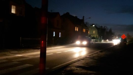 Ciemno na ulicy. Wyjście z domu jest naprawdę wyzwaniem!