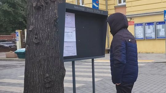 Cisza po odejściu bliskiej osoby jest najgłośniejszym krzykiem tęsknoty Cisza po odejściu bliskiej osoby jest najgłośniejszym krzykiem tęsknoty