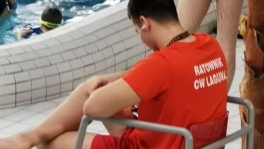 Co taki ratownik usłyszy i zauważy, wpatrując się w smartfon ze słuchawkami w uszach? - pyta ojciec dziecka korzystającego z Laguny