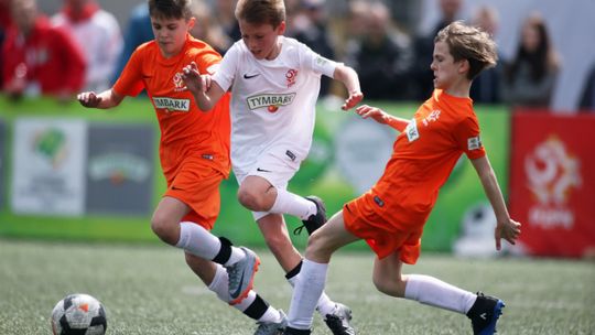 Czas wyłonić największe piłkarskie talenty. Grają juniorzy z Gryfina 