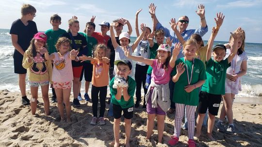 Cztery medale szachistów UKS Biały Pion na Wojewódzkiej Olimpiadzie Młodzieży Cztery medale szachistów UKS Biały Pion na Wojewódzkiej Olimpiadzie Młodzieży