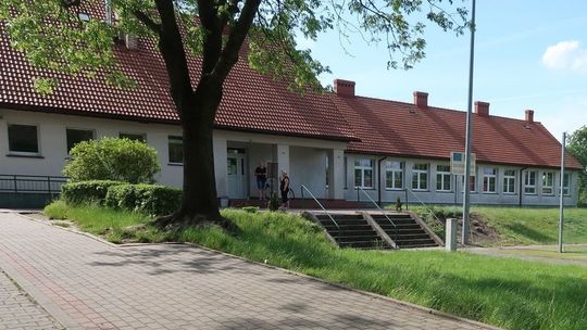 Czy obowiązują maseczki w szkole?