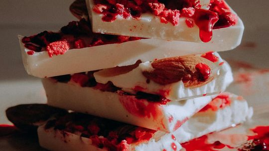 Czy Proteinowe Batoniki Bez Glutenu i Cukru Są Zdrową Alternatywą dla Dzieci?