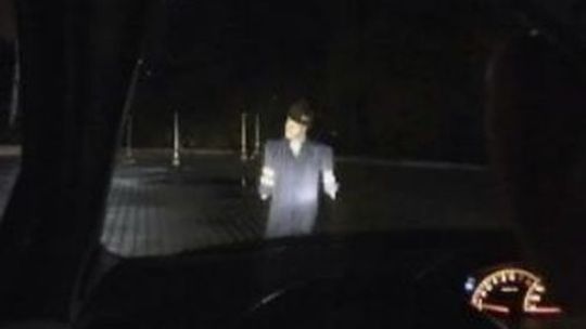 Czy zginąłby motocyklista, gdyby pieszy miał odblaski